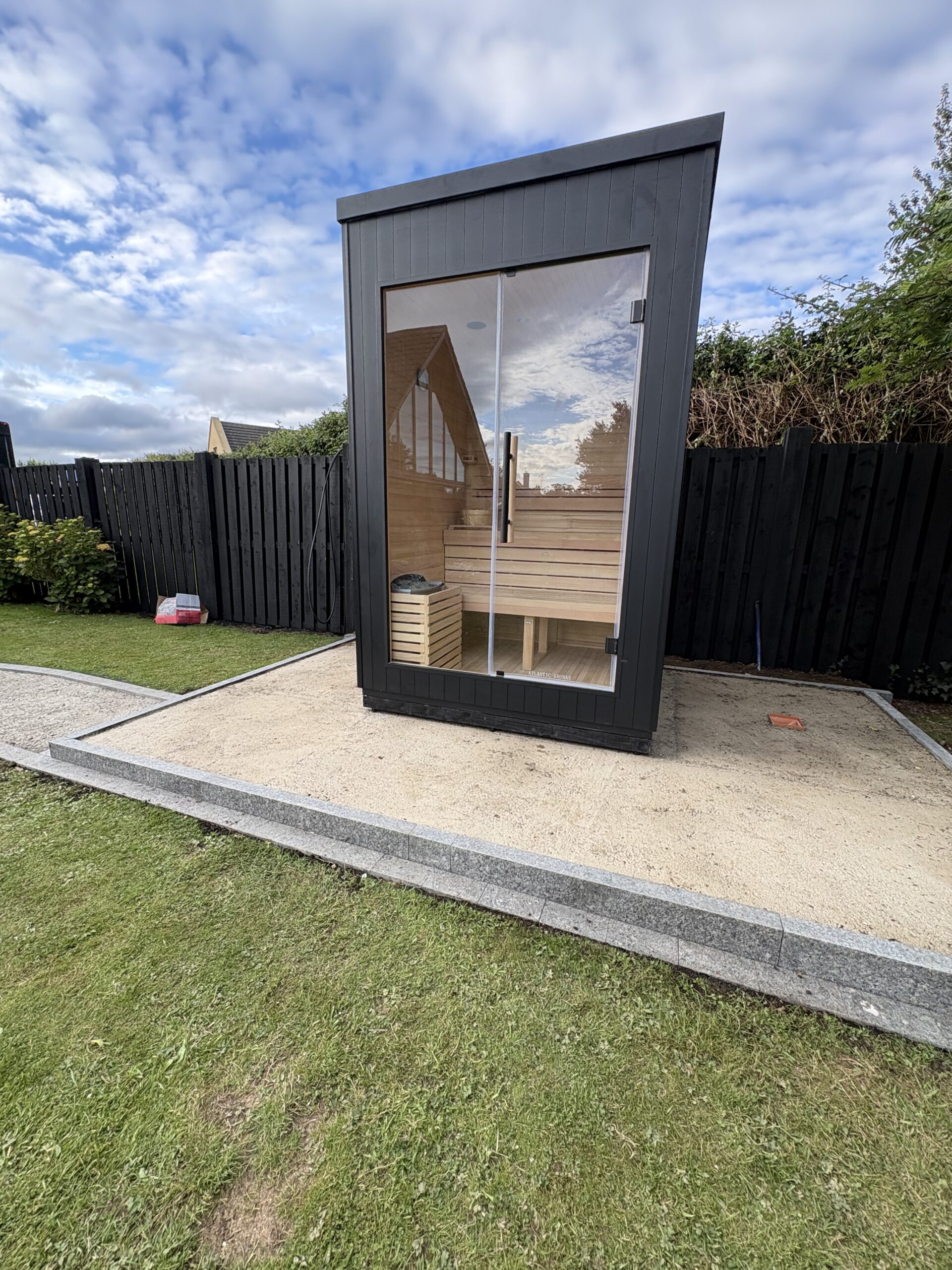Rock 2 , Garden Sauna, OUTDOOR ( 4 Person Sauna)