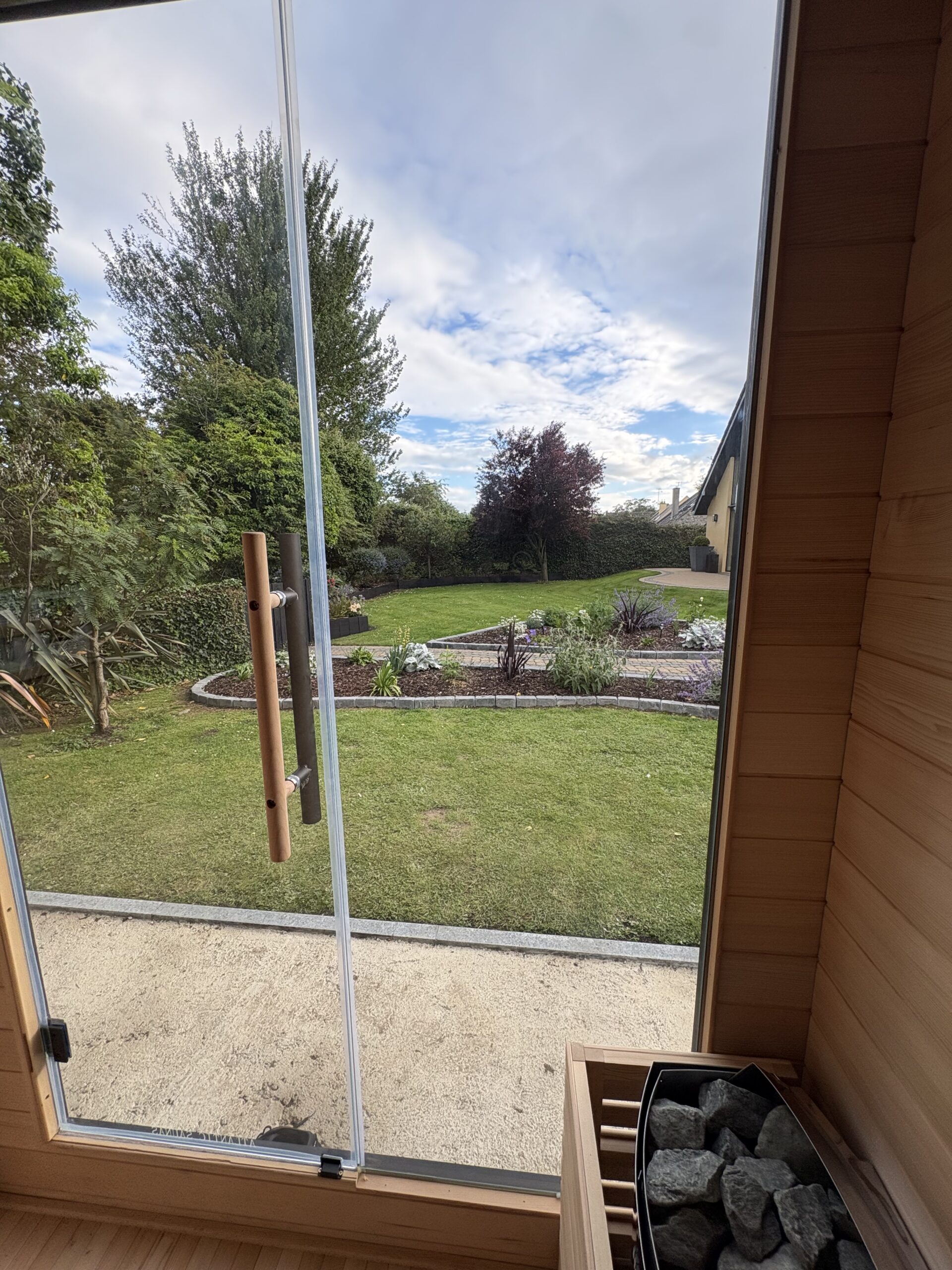 Rock 2 , Garden Sauna, OUTDOOR ( 4 Person Sauna)