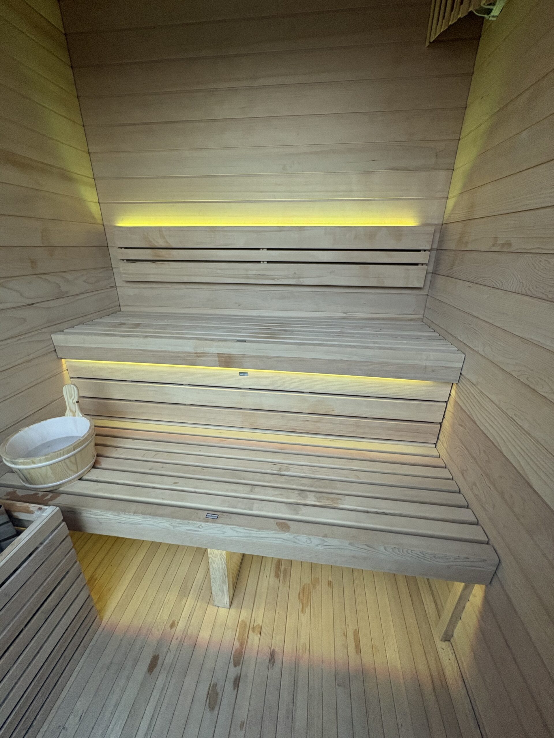 Rock 2 , Garden Sauna, OUTDOOR ( 4 Person Sauna)