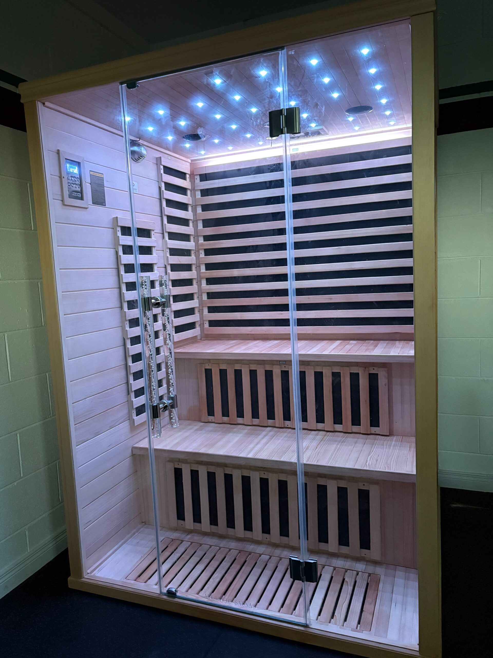 Hanko Infrared Sauna | 2 Tier Seating | 4 Person